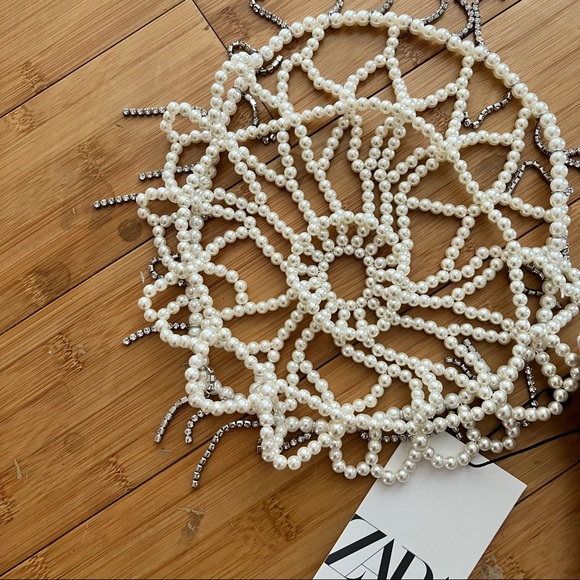 GORGEOUS ZARA NWT Jewel Pearl Cap - Picture 15 of 16